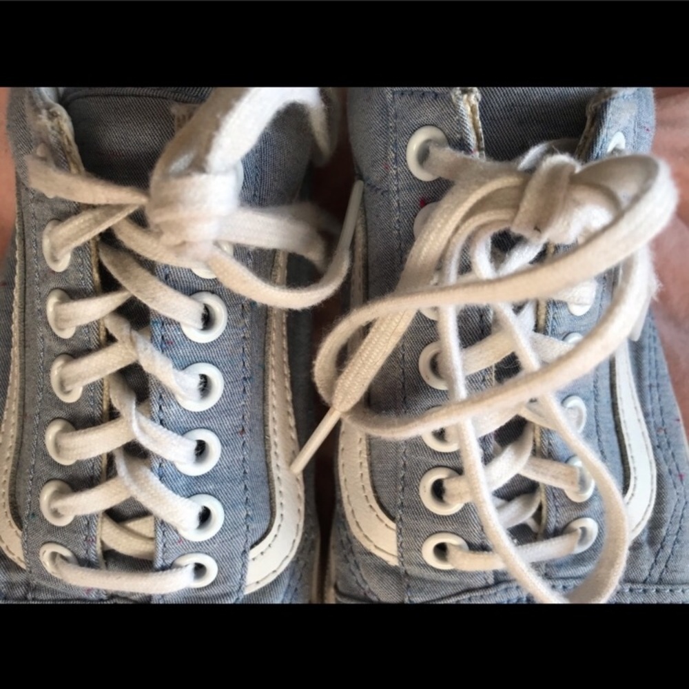 BRAND NEW VANS